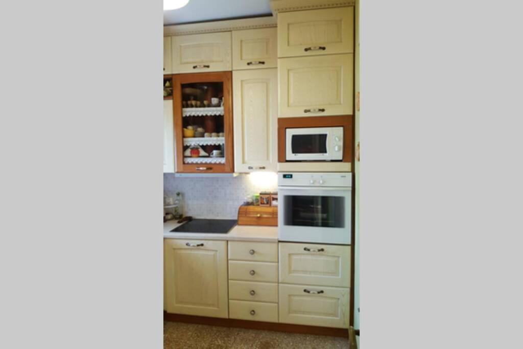 Mansion Alexandri Apartment ไฮดรา ภายนอก รูปภาพ