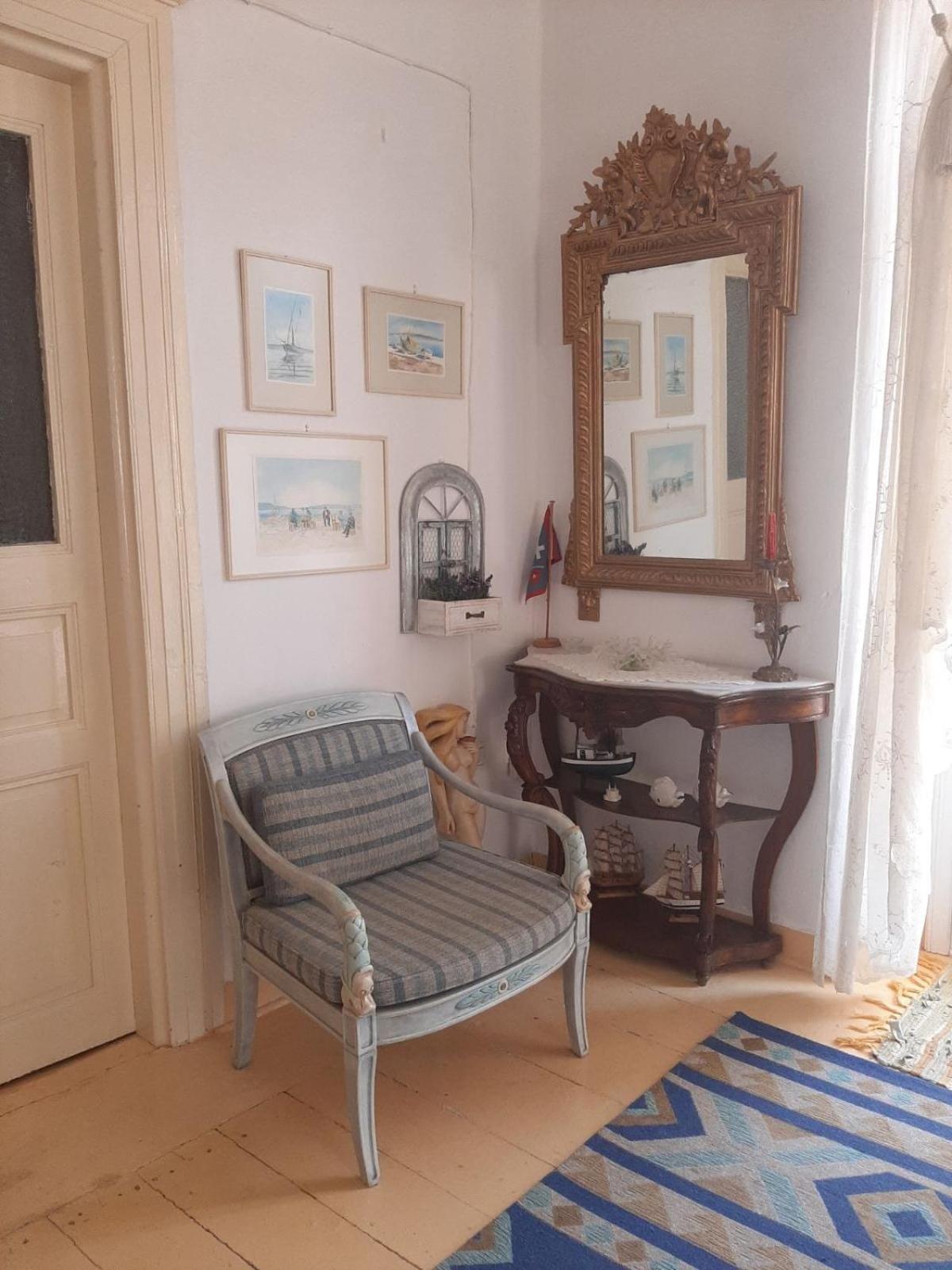 Mansion Alexandri Apartment ไฮดรา ภายนอก รูปภาพ